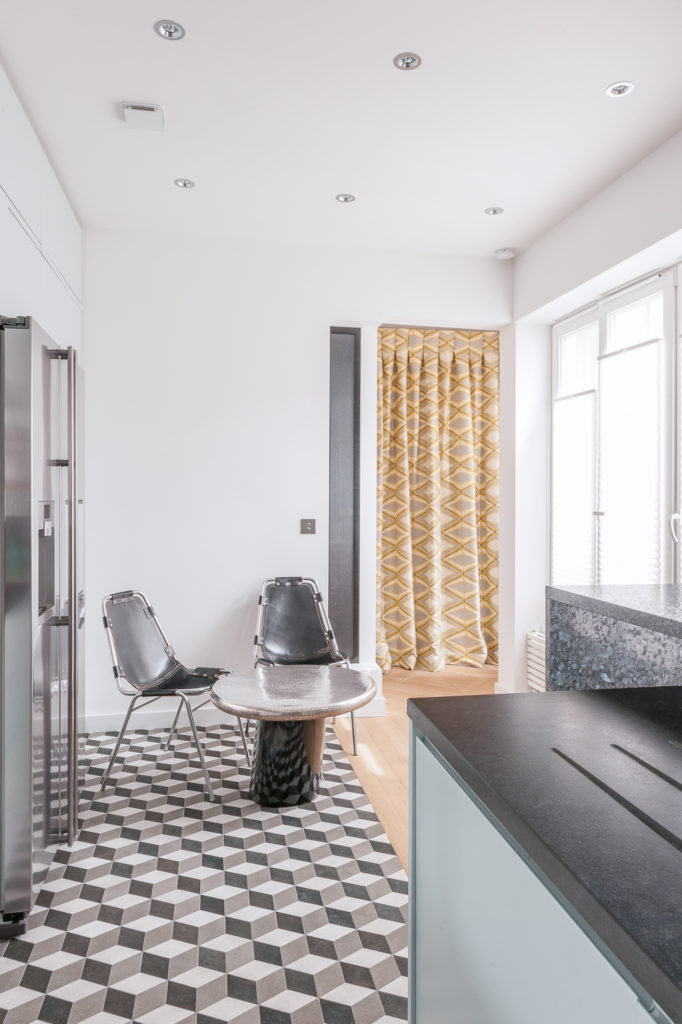 cuisine-table basse-gris-honoré