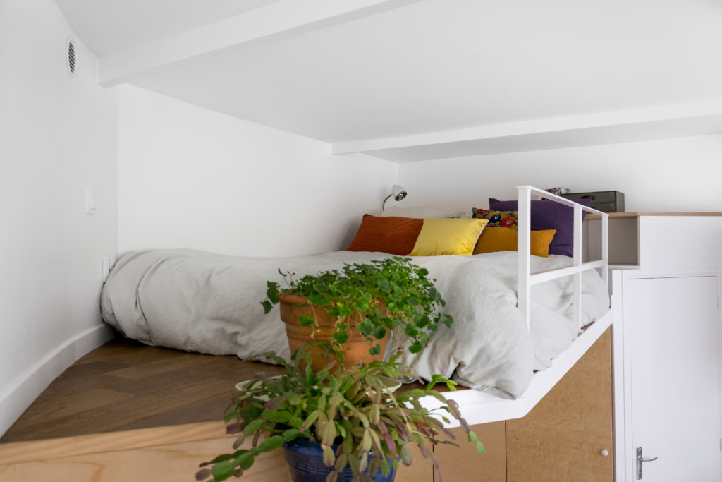 Studio-mezzanine-épuré-paris-tahan