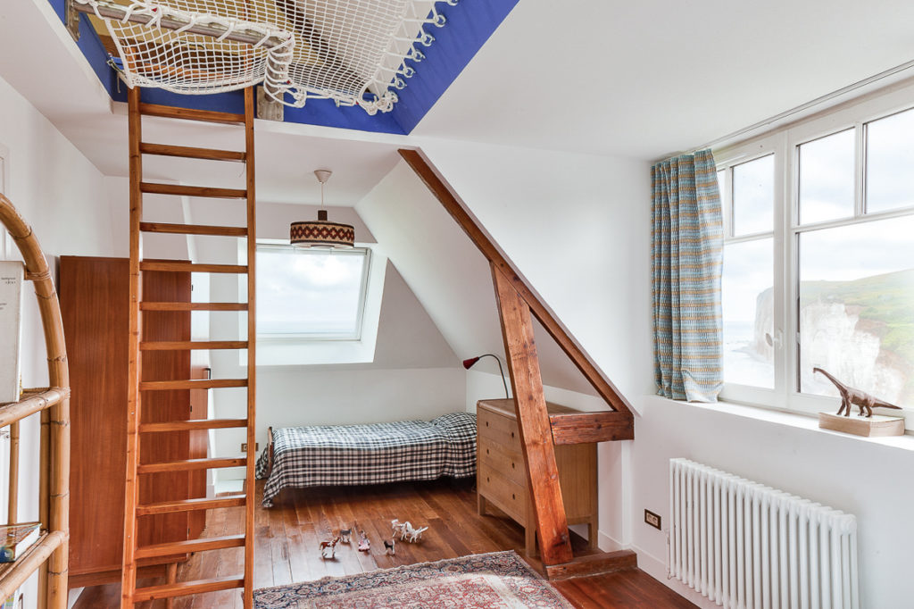 Chambre enfant-rénovation-filet-cabane-falaise