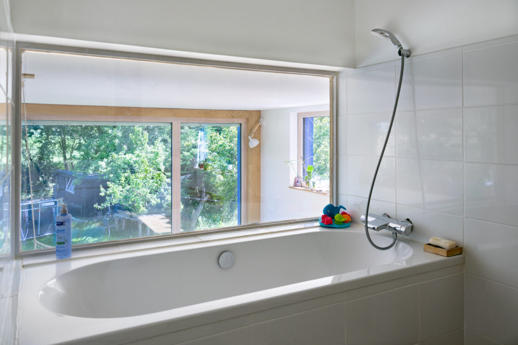salle de bain,vue extérieure,maison,bois,passive,CARTIER