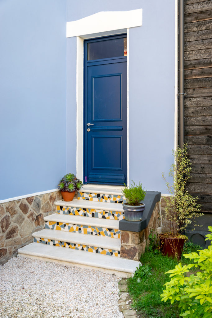 Entrée,peron,maison,bleu,mosaique,année 30,escalier,JOINTO